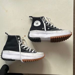 Converse- Size 39 lightly worn